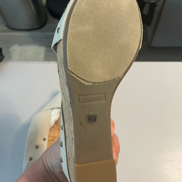 Never worn Crown Vintage wedges. No box. Brand new. Tan. Neutral. 9 1/2 - Picture 6 of 6